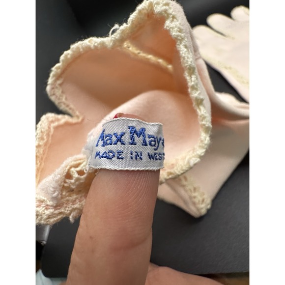 Vintage Max Mayer's Gloves Pink With Lace - Size 8 1/2 - Picture 8 of 10